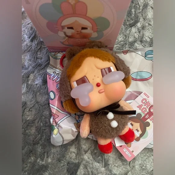 Pop Mart crying again love make us cry - Picture 2 of 6